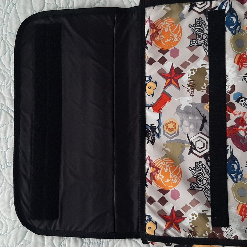 Lap top computer case - Picture 5 of 6